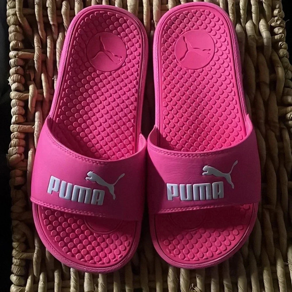 Puma Sandals - Picture 1 of 4